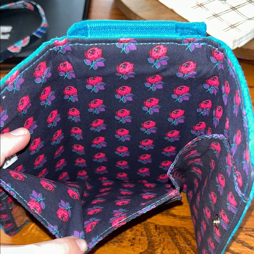 Vera Bradley Bahama Bay Blue Smartphone Wristlet Wallet